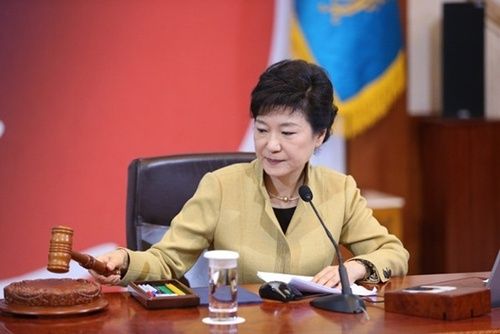 韩国总统朴槿惠支持率再次突破60%(图)