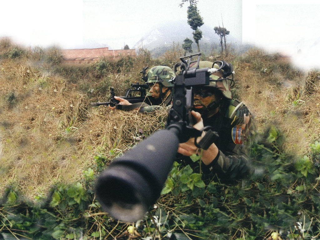 “和平使命2013”拉开序幕中国联合军演回顾