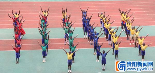 非洲土地上跳起第九套广播操 贵州志愿者成果