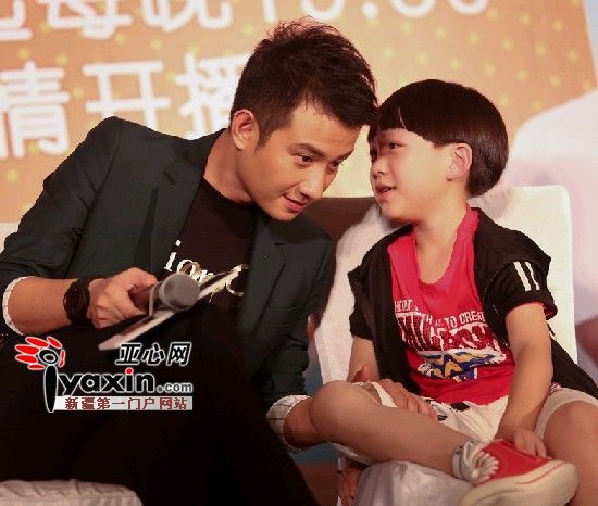 晨报专访文章:从小朋友到小爸爸