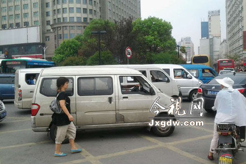 中国邮政储蓄_为什吗泰兴人均储蓄低(3)