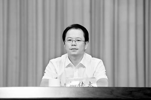 坚守党的生命线 凝聚发展正能量_资讯频道_凤