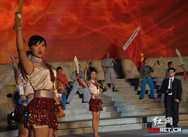 放歌红边城 浏阳文家市镇举办中秋文艺晚会