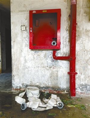 火灾来时消防栓没水,哪里塞住了?