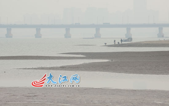 南昌连续三天空气质量轻度污染(图)