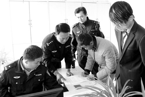 摩托车被扣半数因无证驾驶