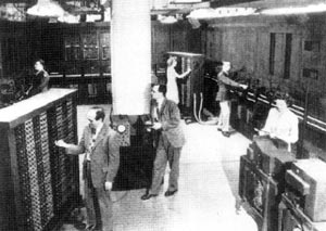 1946年2月15日 世界第一台电子计算机问世|通