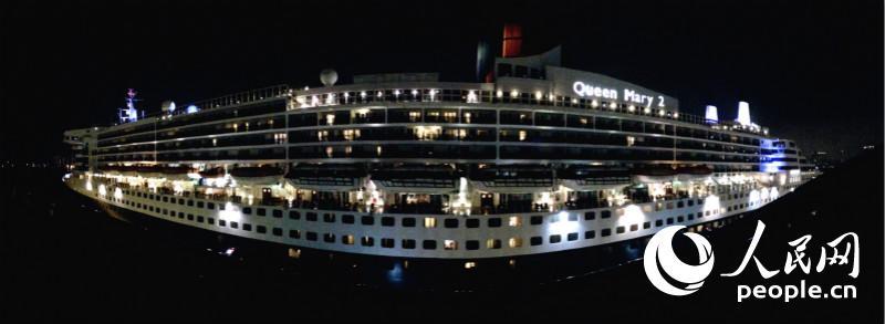 组图:玛丽<em>皇后</em>二号再临<em>香港</em>