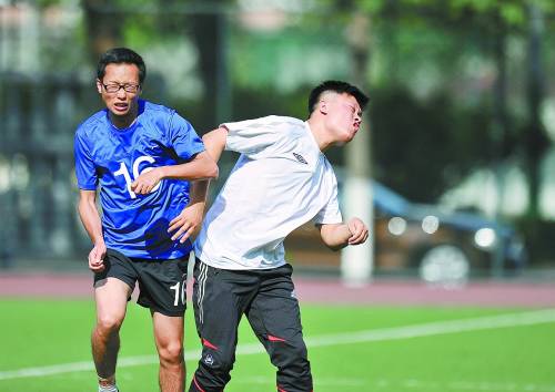 一个外国人26年难圆中国足球梦
