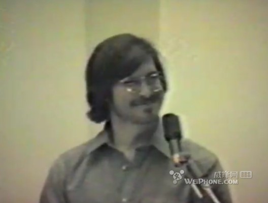 一段罕见的1980年乔布斯演讲视频