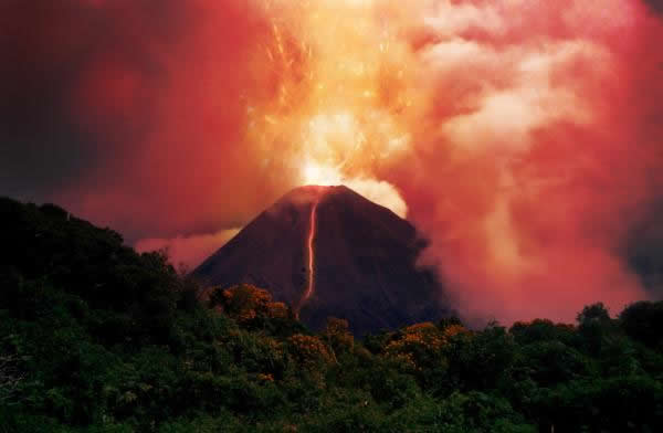 三叠纪末大规模火山爆发所引发的气候变化与物种大灭绝有关_科技频道_凤凰网
