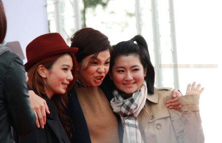 Ella透露婚礼谢绝绯闻男友吴尊 S.H.E再次公开