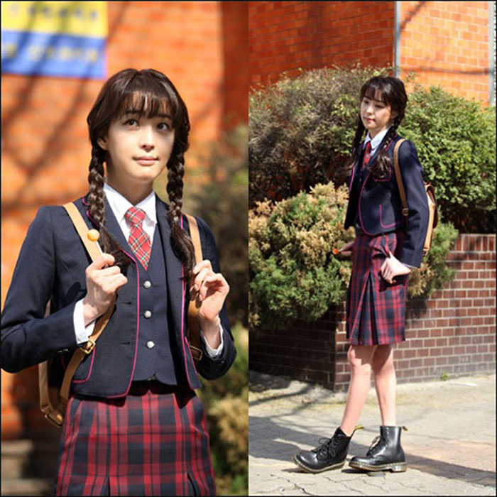 37岁<em>韩国</em>女星韩高恩穿女高中生<em>校服</em>扮萌