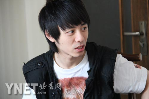 名菜不用名店吃 后舍男生黄艺馨大嘴吃北京