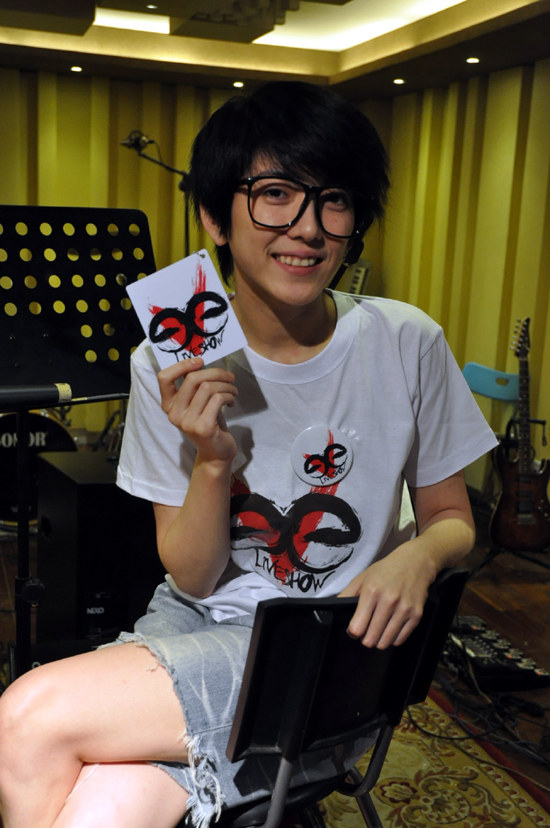 刘忻积极投身个唱排练 Vee Live演唱会下周举行_音乐频道_凤凰网