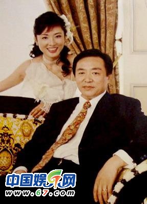 　　周涛