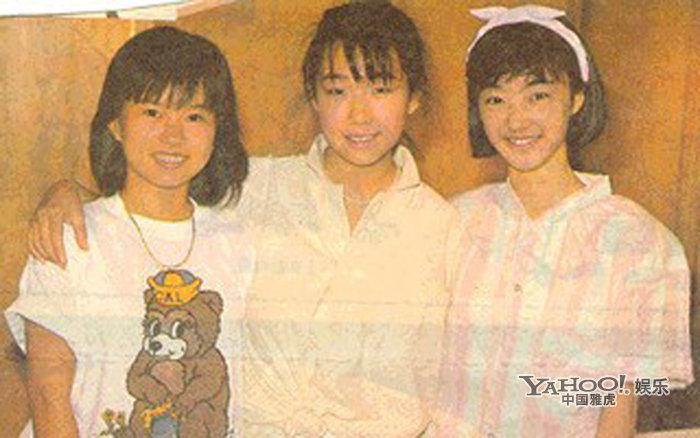 林忆莲陈慧娴同期开个唱 网友曝两人初中合影