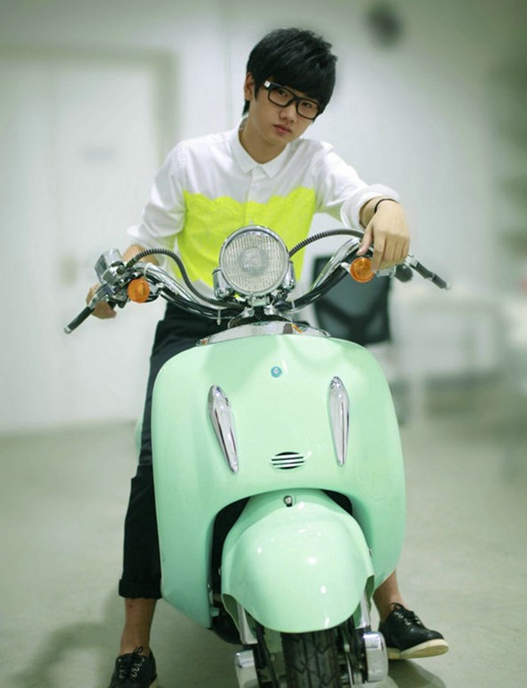 汪苏泷首次公开跳舞 By2大赞<em>处女</em>秀福利_音