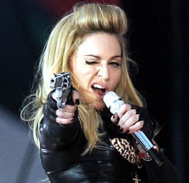 麦当娜演唱会陈奕迅_麦当娜演唱会收入