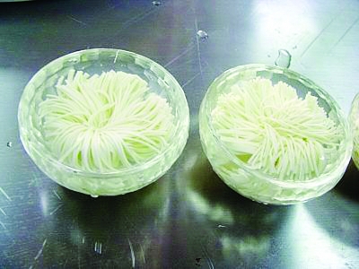 如何切土豆丝如发丝 54f0674ad654d39d61f5d648152f7869.jpg