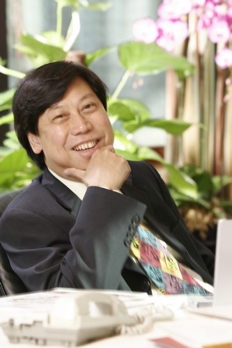 凤凰英皇强强联手 国内首开高端经纪人培训课