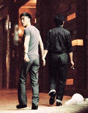 张国荣纪念演唱会+挚爱唐唐低调现身(图)