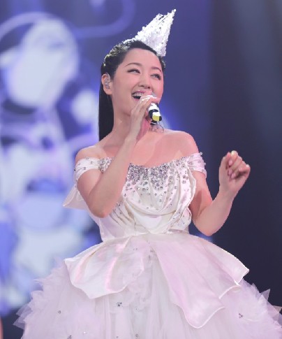 杨钰莹。