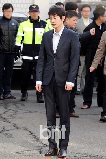 朴施厚被民间团体举报 称其违反性犯罪特别法