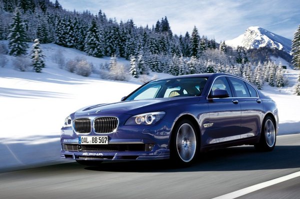 全新宝马m7渲染图曝光96万起明年亮相