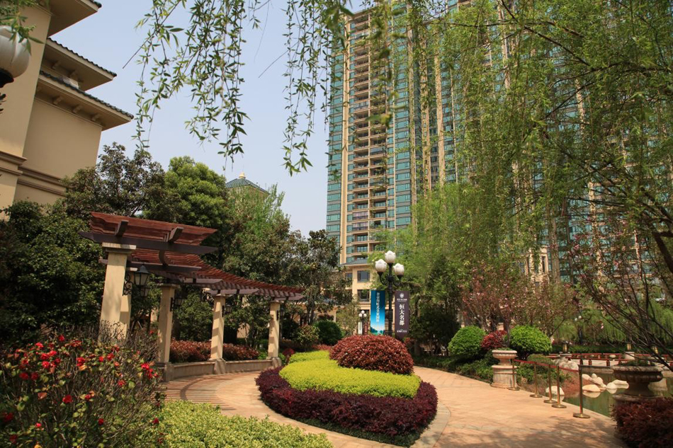 恒大名都:核心地段 一线湖景
