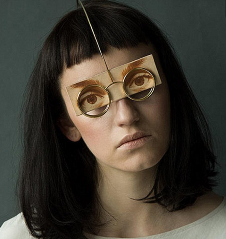 日本设计师试图开创脸部珠宝新潮流