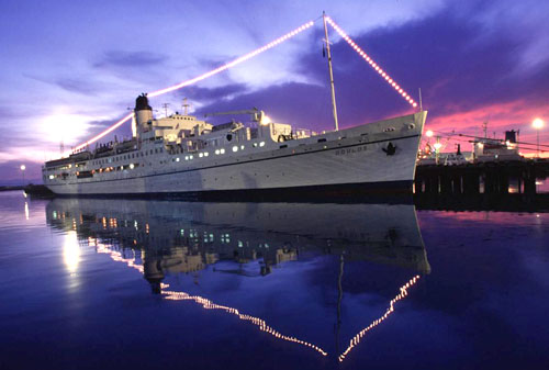 世界最老邮轮"忠仆"号将变身豪华酒店