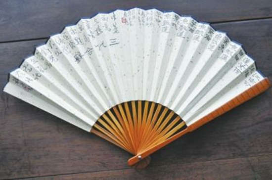 一扇窗阅读答案