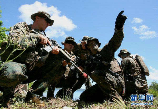 资料图:菲律宾和美国的"肩并肩"联合军演在巴拉望岛乌卢甘湾举行.