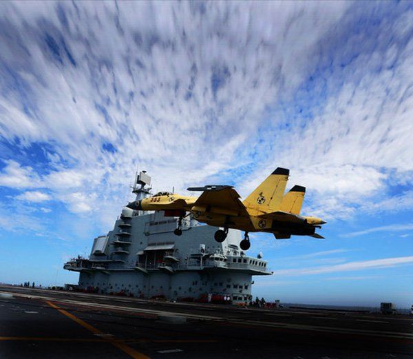 媒体披露辽宁舰飞行甲板影像113