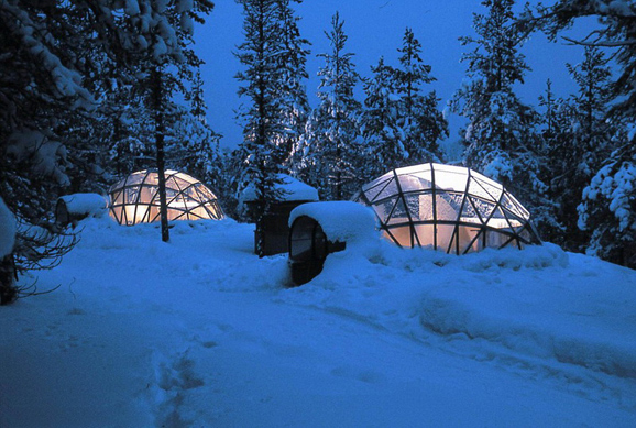 芬兰奢华冰屋酒店 玻璃穹顶绝佳赏极光