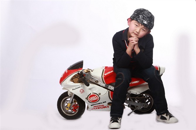 忧郁小王子罗炼羽写真9