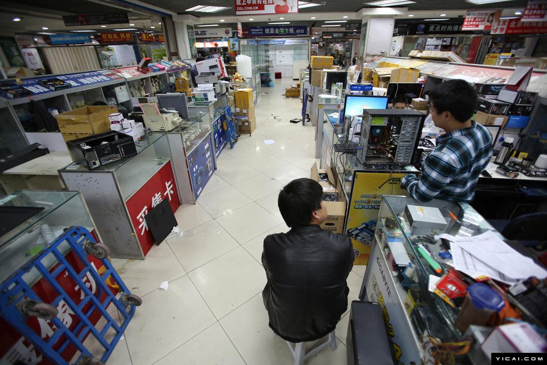 2/17中关村数码城时代的终结,是一部中国高科技产业的警世通言,是中国