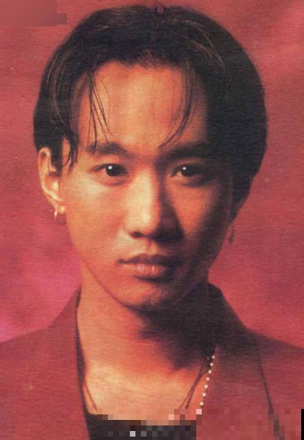 黄家驹逝世二十一周年 海量旧照回顾其成长轨迹