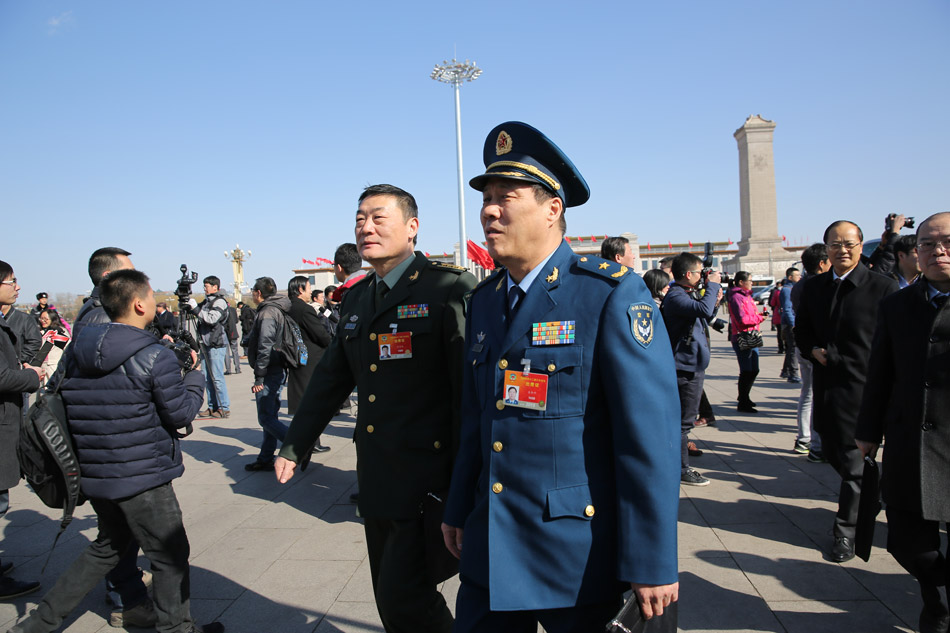 >> 軍隊院校後勤社會化改革中的財務管理問題 軍校畢業後是什麼軍銜答