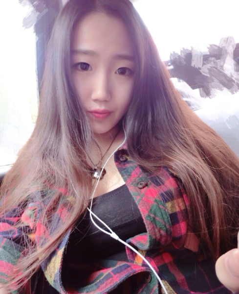 赵岩昊女友私照