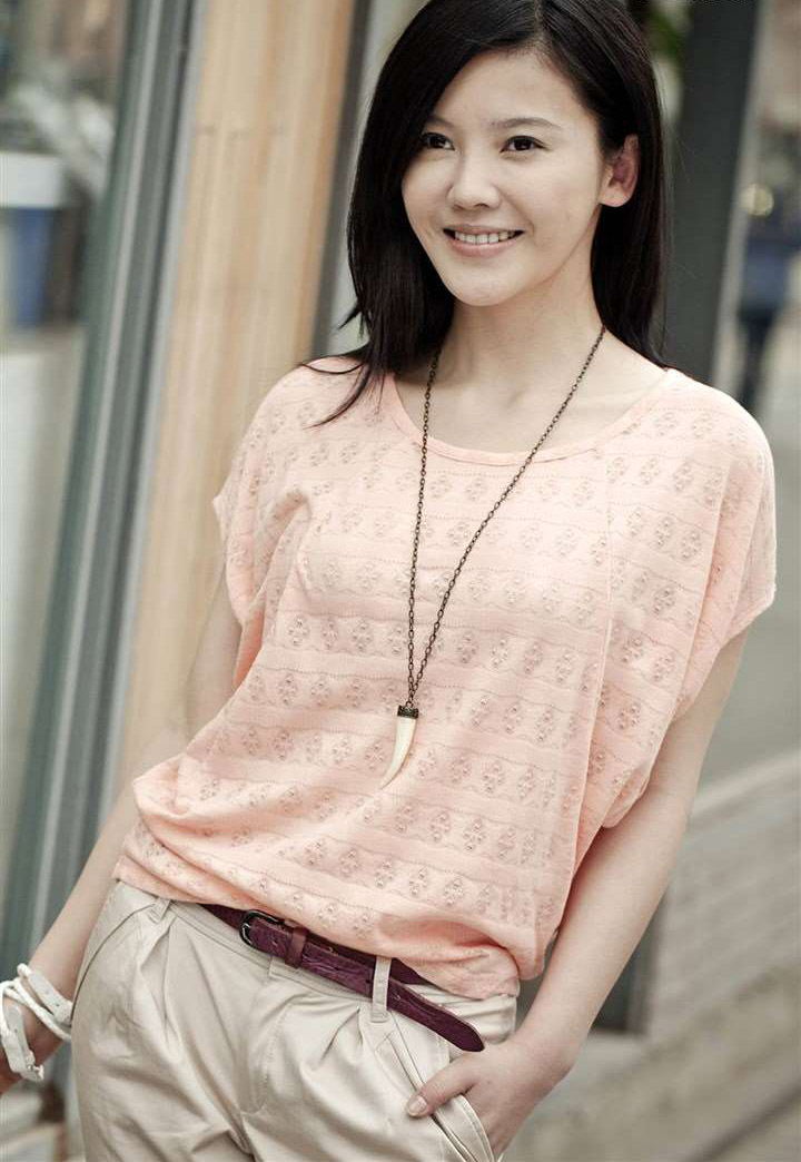 万万女主杨子姗时间宝贵怀孕前能多拍戏就多拍