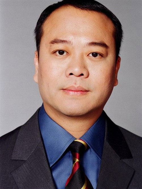 欧阳震华竟演过《鹿鼎记》 加菲猫脸曾是"小鲜肉"