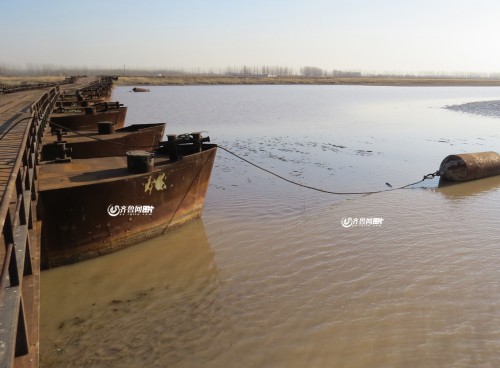 菏泽黄河滩区通行浮桥断裂10年