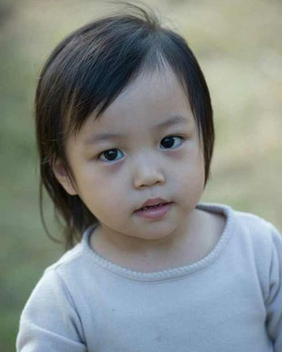 赵薇爱女小四月成长全记录撒娇卖萌惹人爱组图