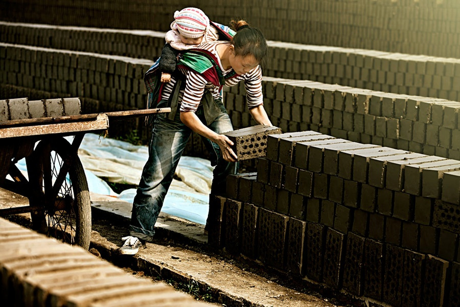 打工妹的"非常"生活