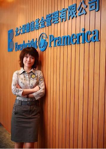 智慧与美貌兼备业绩靓丽的10位美女基金经理