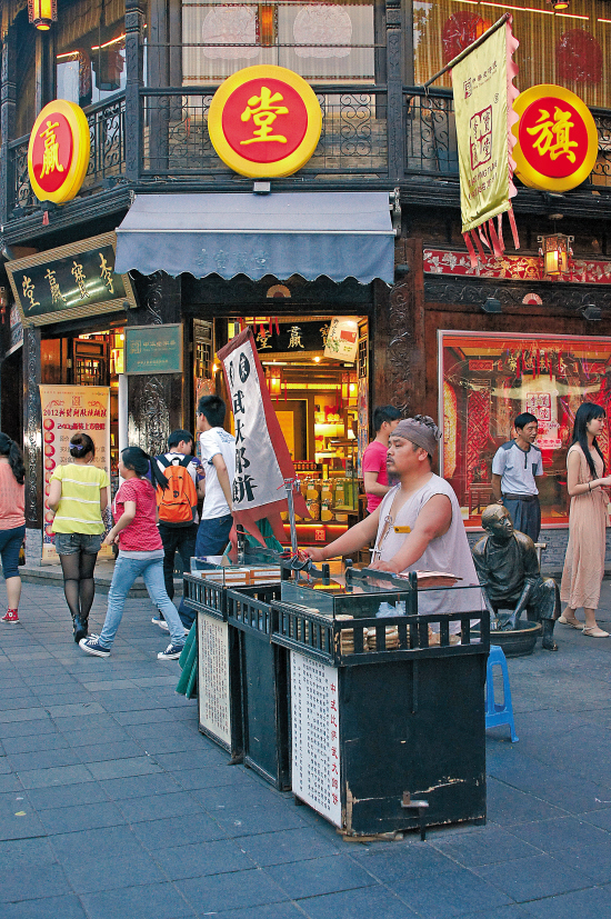 古街有新意且行且慢享