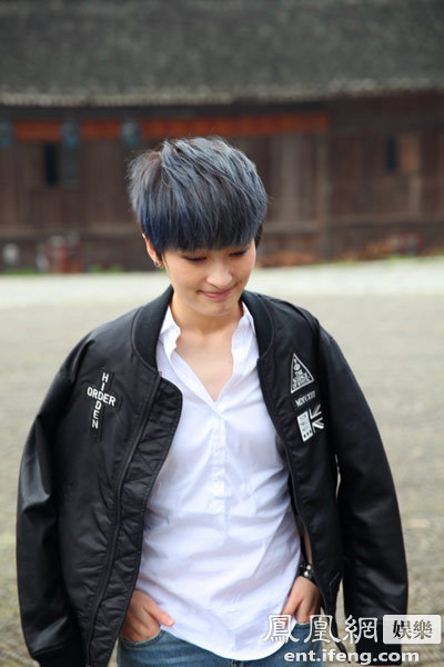 《花样年华2》上演"废屋惊魂" 曾轶可变身"真汉子"