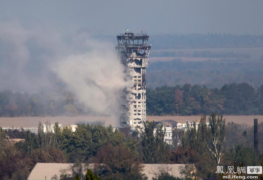 顿涅茨克机场总攻受挫乌军死守机场控制塔不退